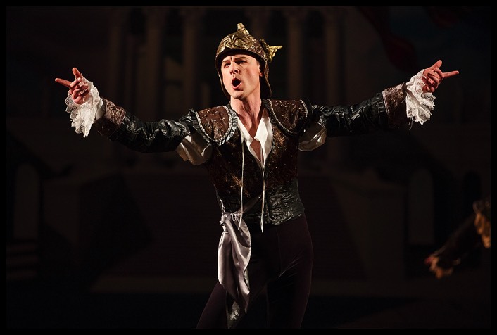 Lawrence Wiliford as Mercure